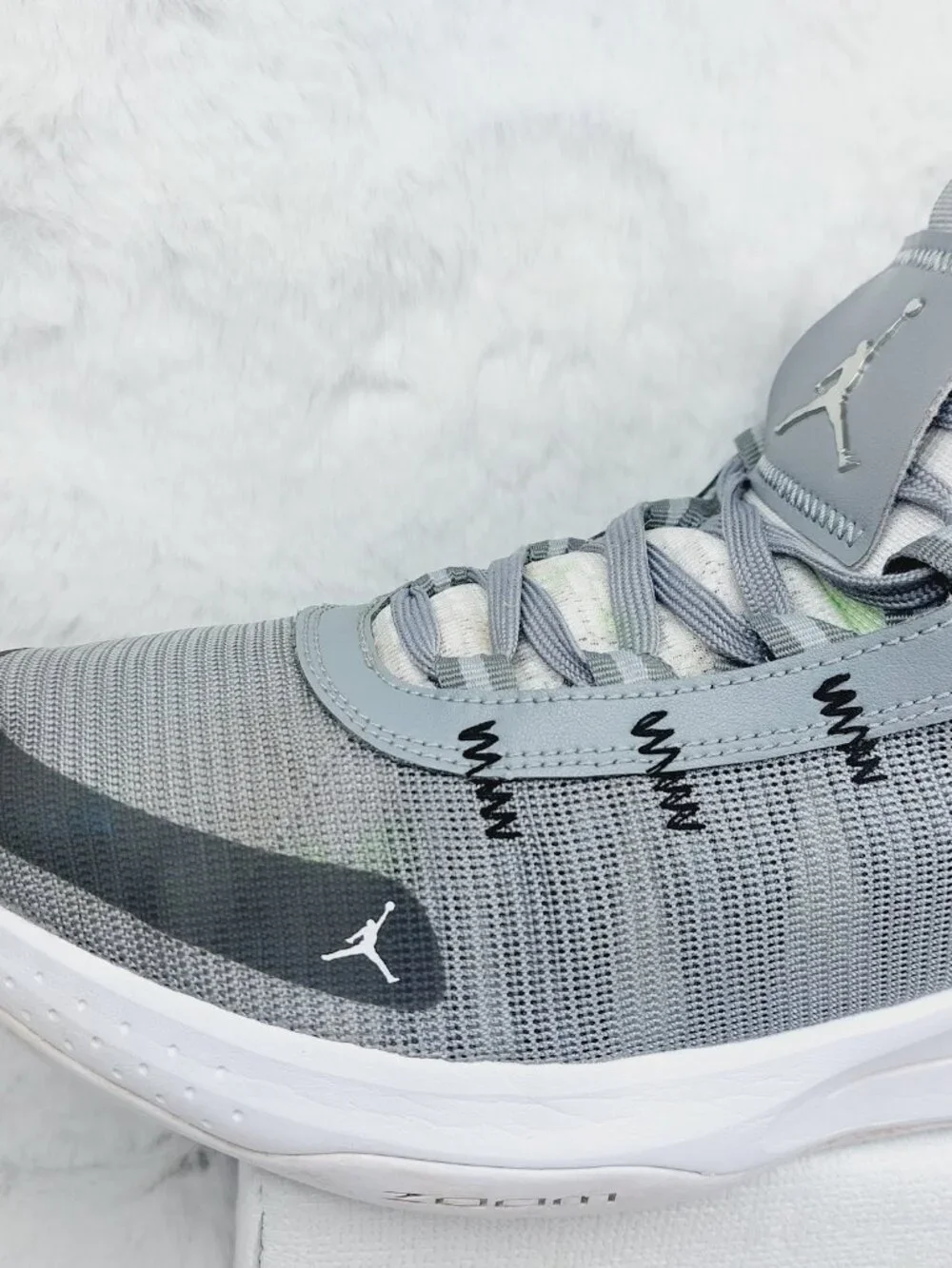 Jordan men particle